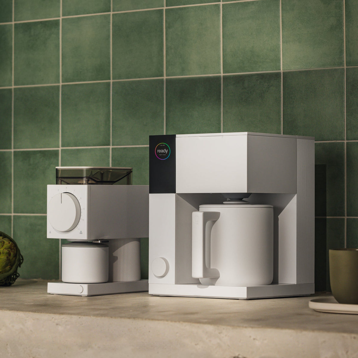 Fellow Aiden Precision Coffee Maker Kaffeemaschine Matt-Weiß 1,5 l, mit Fellow Ode Gen 2 Kaffeemühle