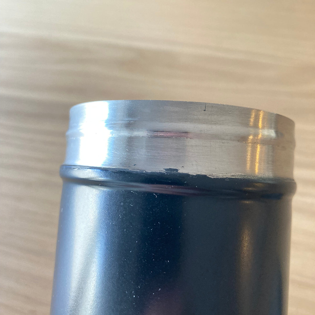 Barista & Co Core Cocoa Shaker Kakaostreuer Black, Beschichtung