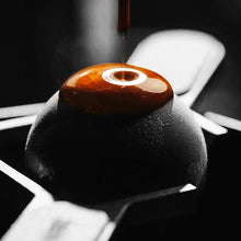 Nahaufnahme von Espresso auf dem MHW-3BOMBER Cooling Ball